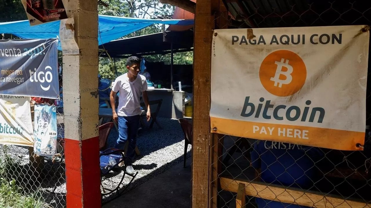 Medios internacionales destacan uso de bictoin en playa El Zonte, El Salvador medios-internacionales-destacan-uso-de-bictoin-en-playa-el-zonte-el-salvador